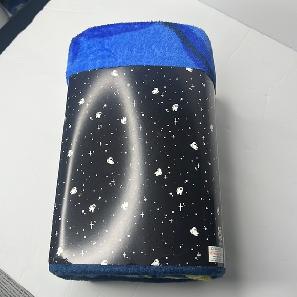 Among Us Crewmates Kids Blanket - Picture 8 of 9
